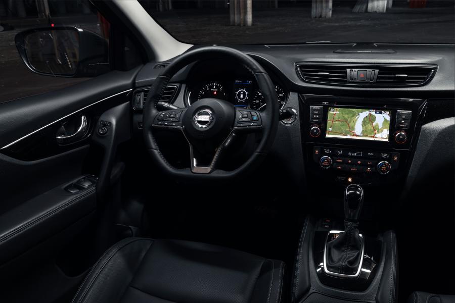 Интерьер Nissan Rogue Sport 2019 года  (фото 22 из 40)